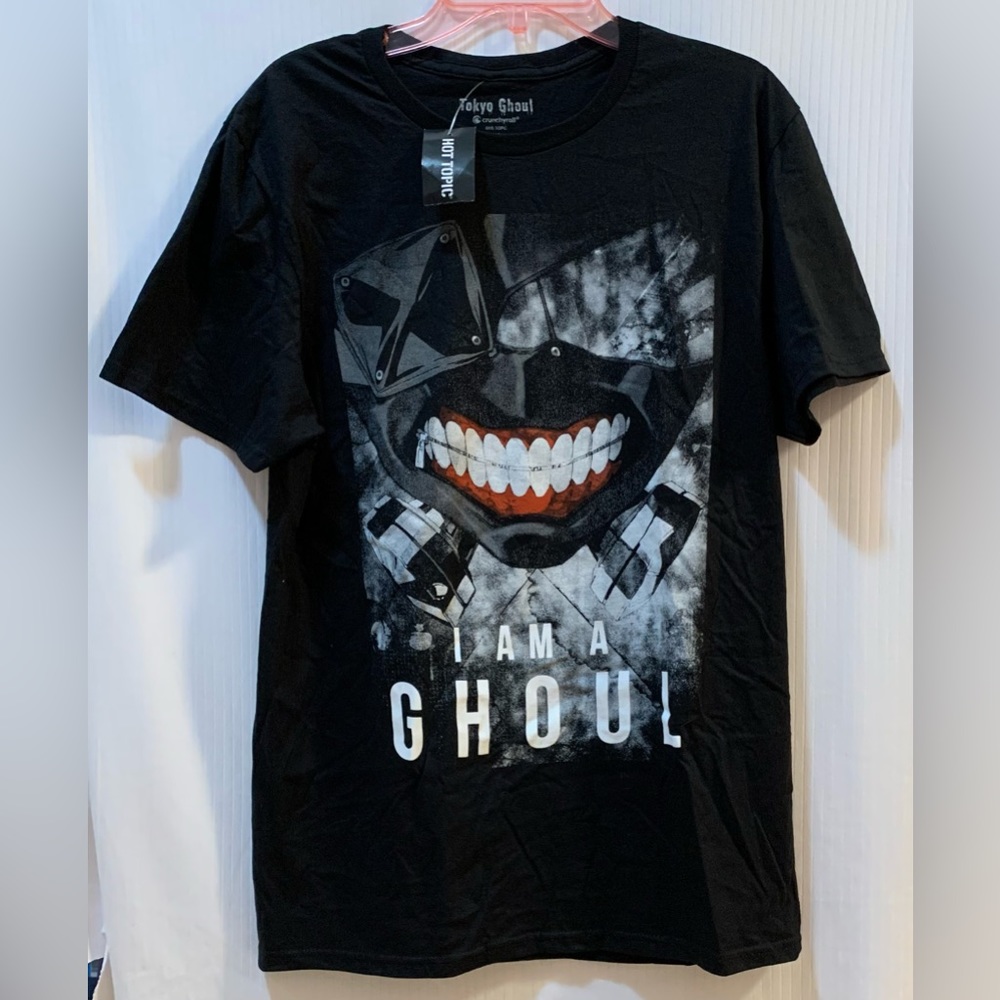 Hot Topic Tokyo Ghoul Black with Graphic front Short Sleeve Medium